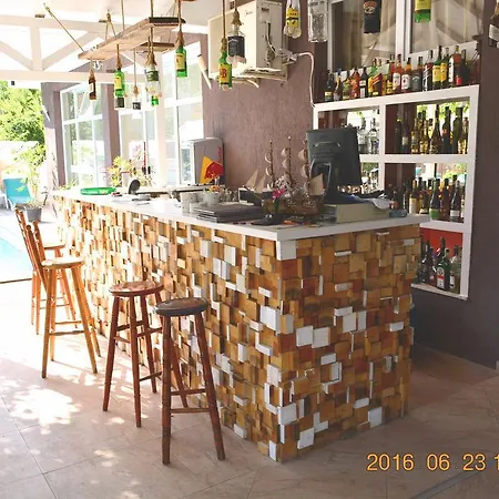 Хотел Prestige House 3*