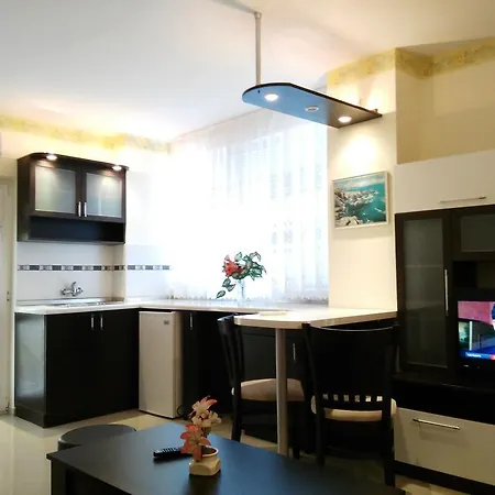 Prestige House Napospart