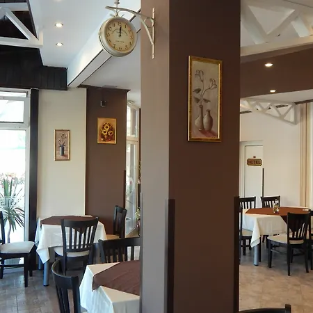 Prestige House Szálloda 3*